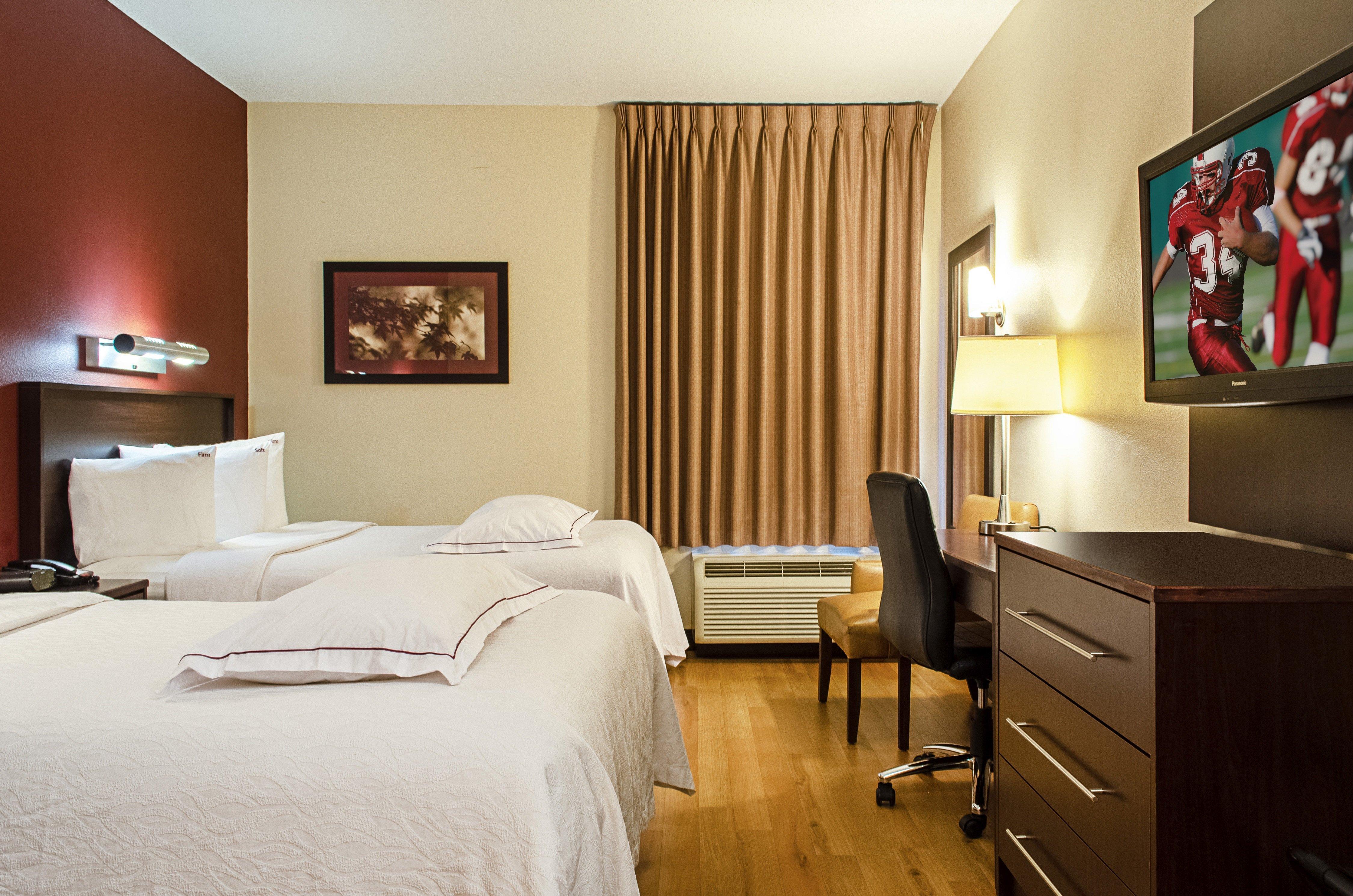 Red Roof Inn Plus+ Boston - Logan Saugus Exterior foto